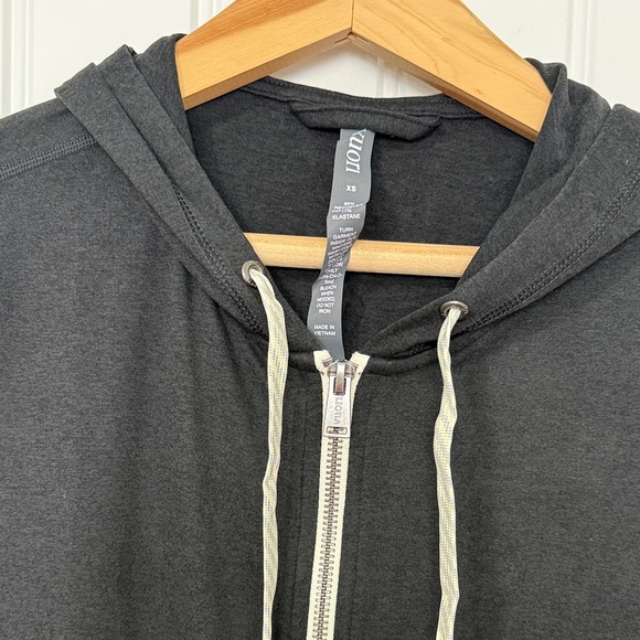 Vuori NWT Halo Performance Hoodie 2.0 - Size XS - Picture 5 of 9